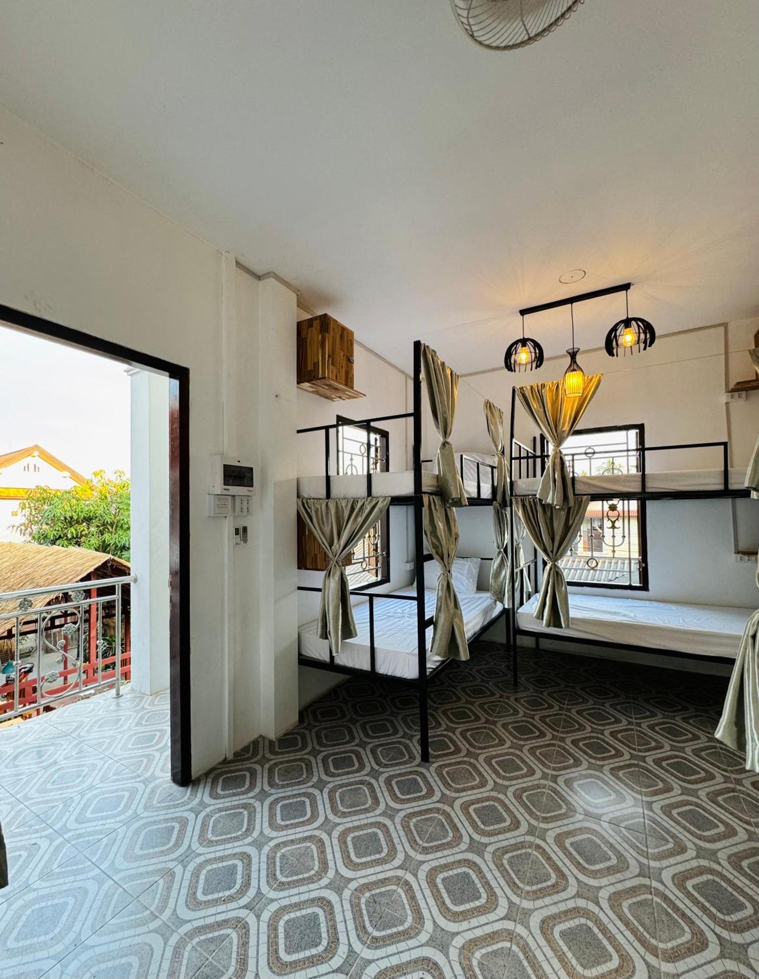 Sabai Sabai Backpackers Hostel Luang Prabang Dış mekan fotoğraf