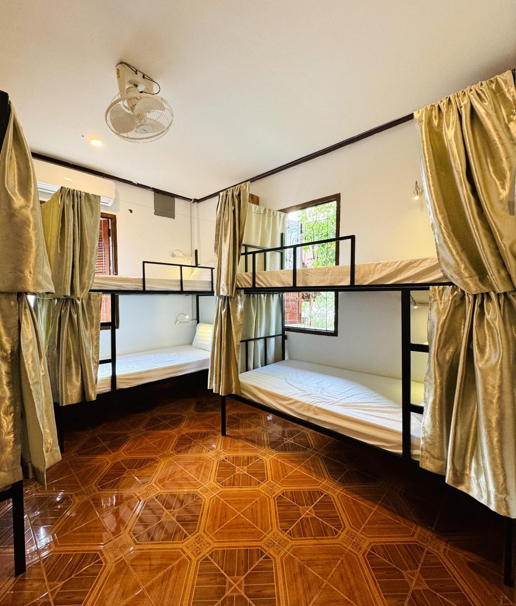 Sabai Sabai Backpackers Hostel Luang Prabang Dış mekan fotoğraf
